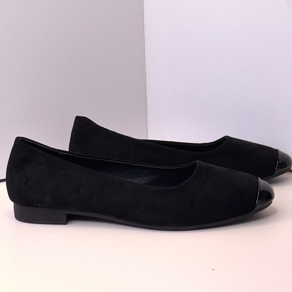 Womens Black Faux Suede Ballet Flats Patent Cap Toe Slip On Shoes Size 8.5 39.5